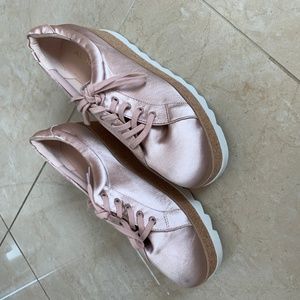 Aldo Shoes - NWOT Aldo Pink Satin Platform Sneakers. Aldo Shoes - NWOT Aldo Pink Satin Platform Sneakers.